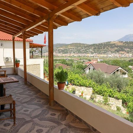Villa Romario Berat Exteriér fotografie