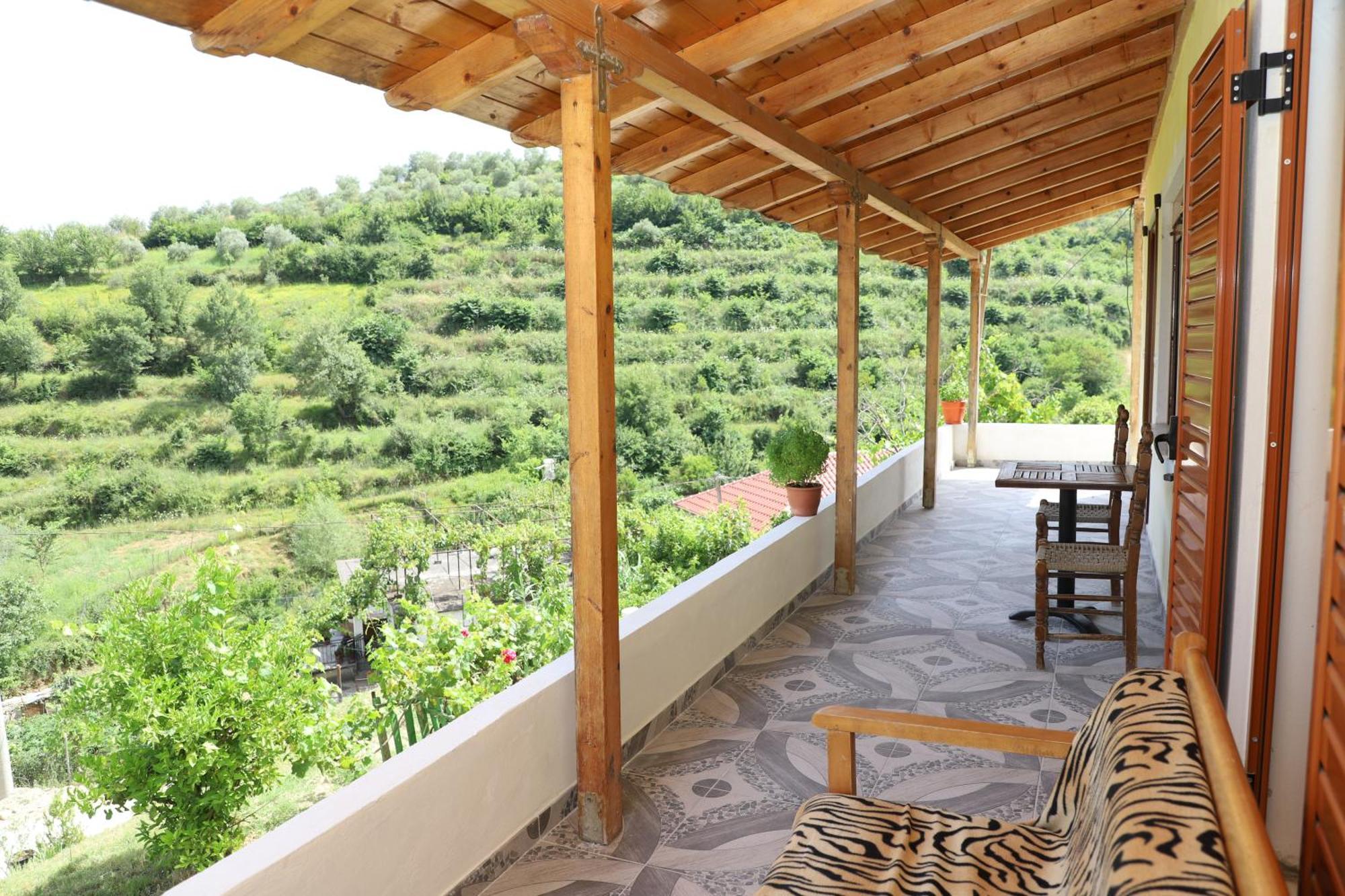 Villa Romario Berat Exteriér fotografie