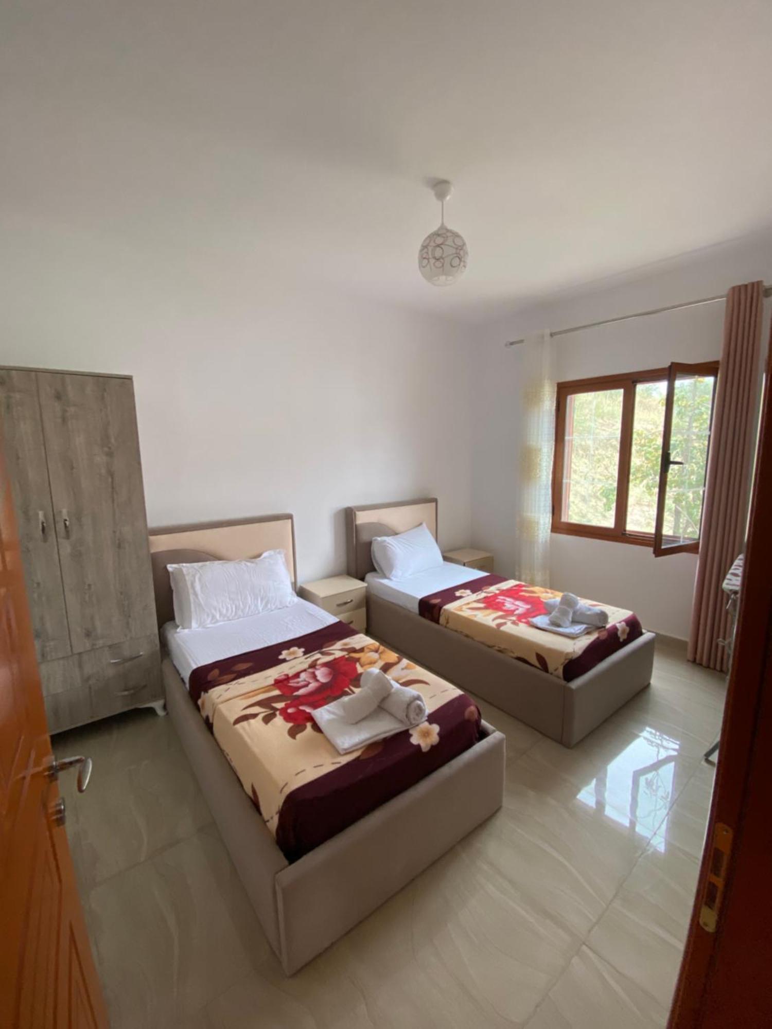 Villa Romario Berat Exteriér fotografie